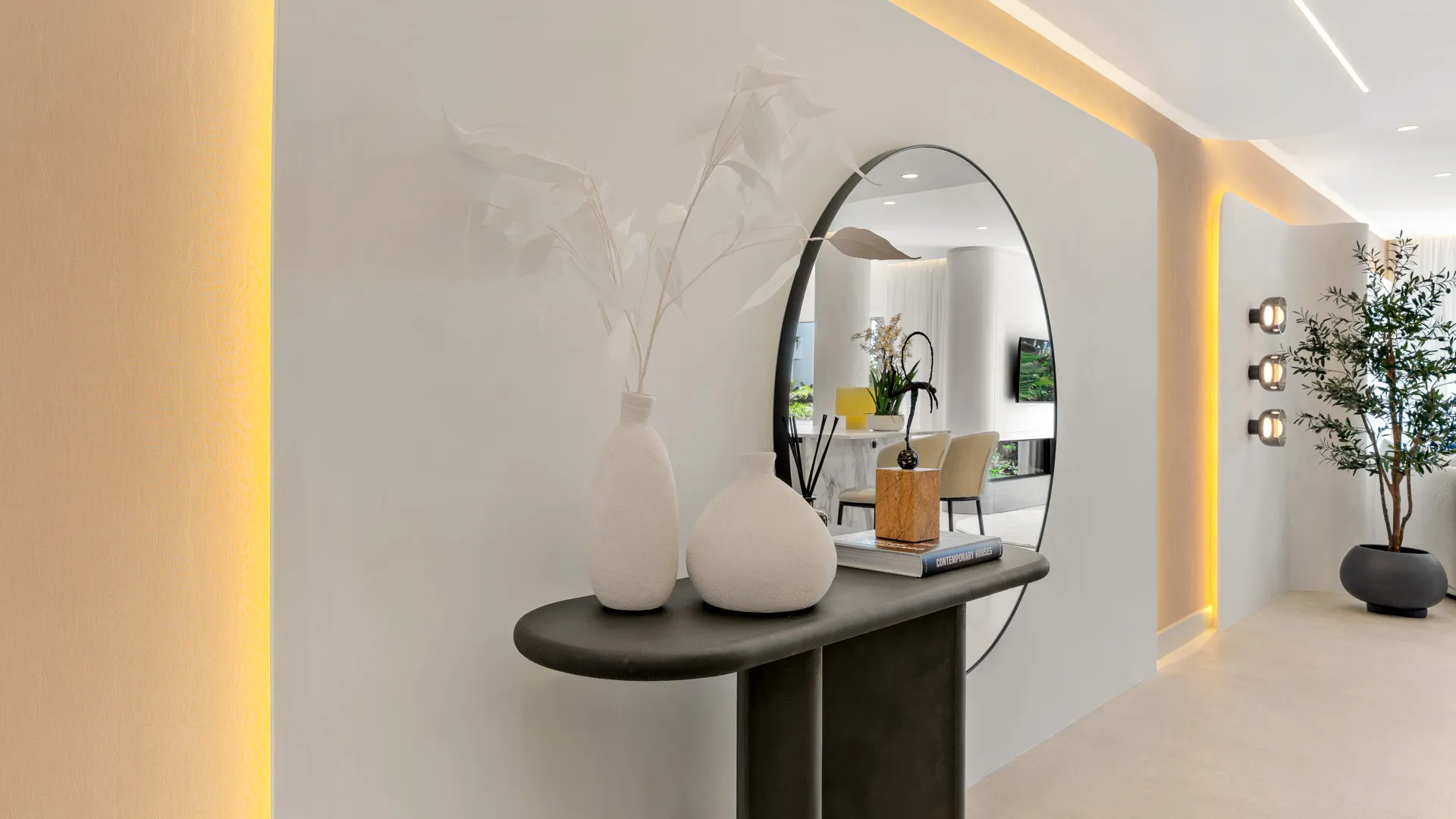 For sale apartment in New Golden Mile