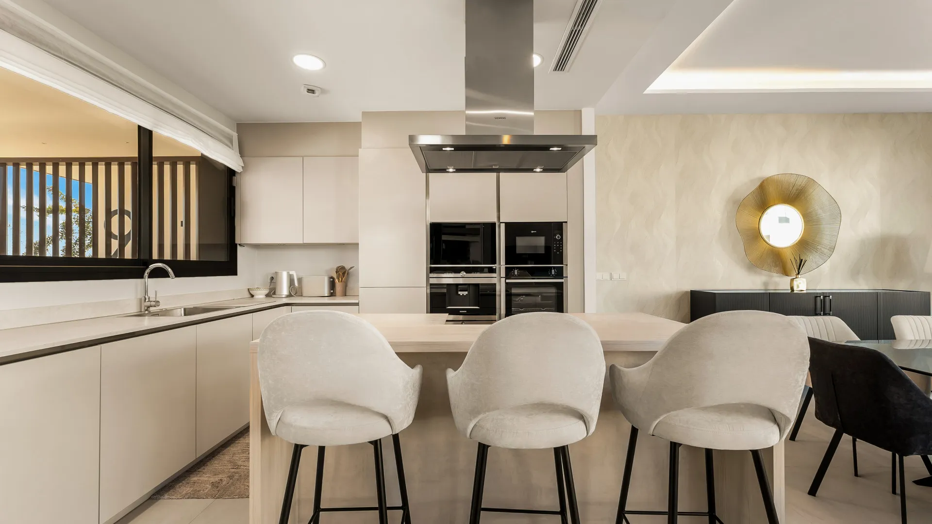 Semi detached house with 5 bedrooms for sale in Rio Real
