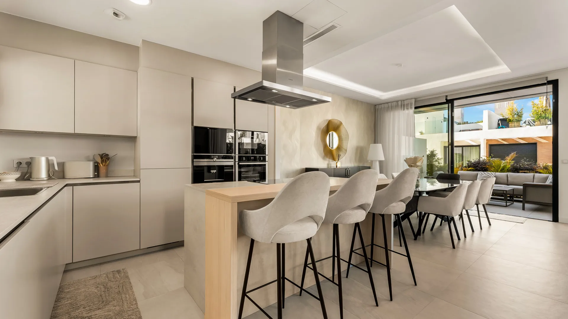 Semi detached house with 5 bedrooms for sale in Rio Real