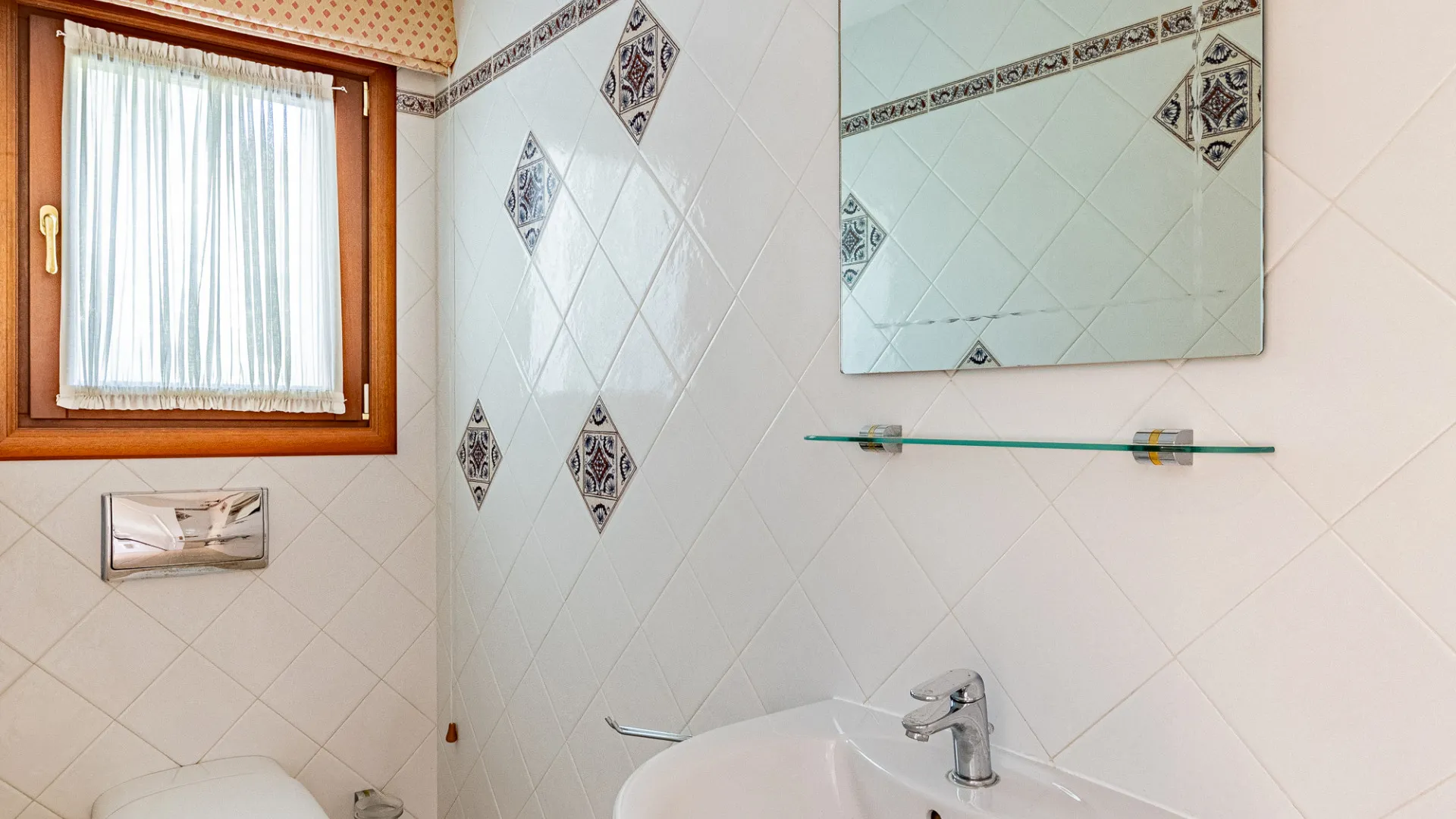 Villa a la venta de 5 dormitorios en New Golden Mile