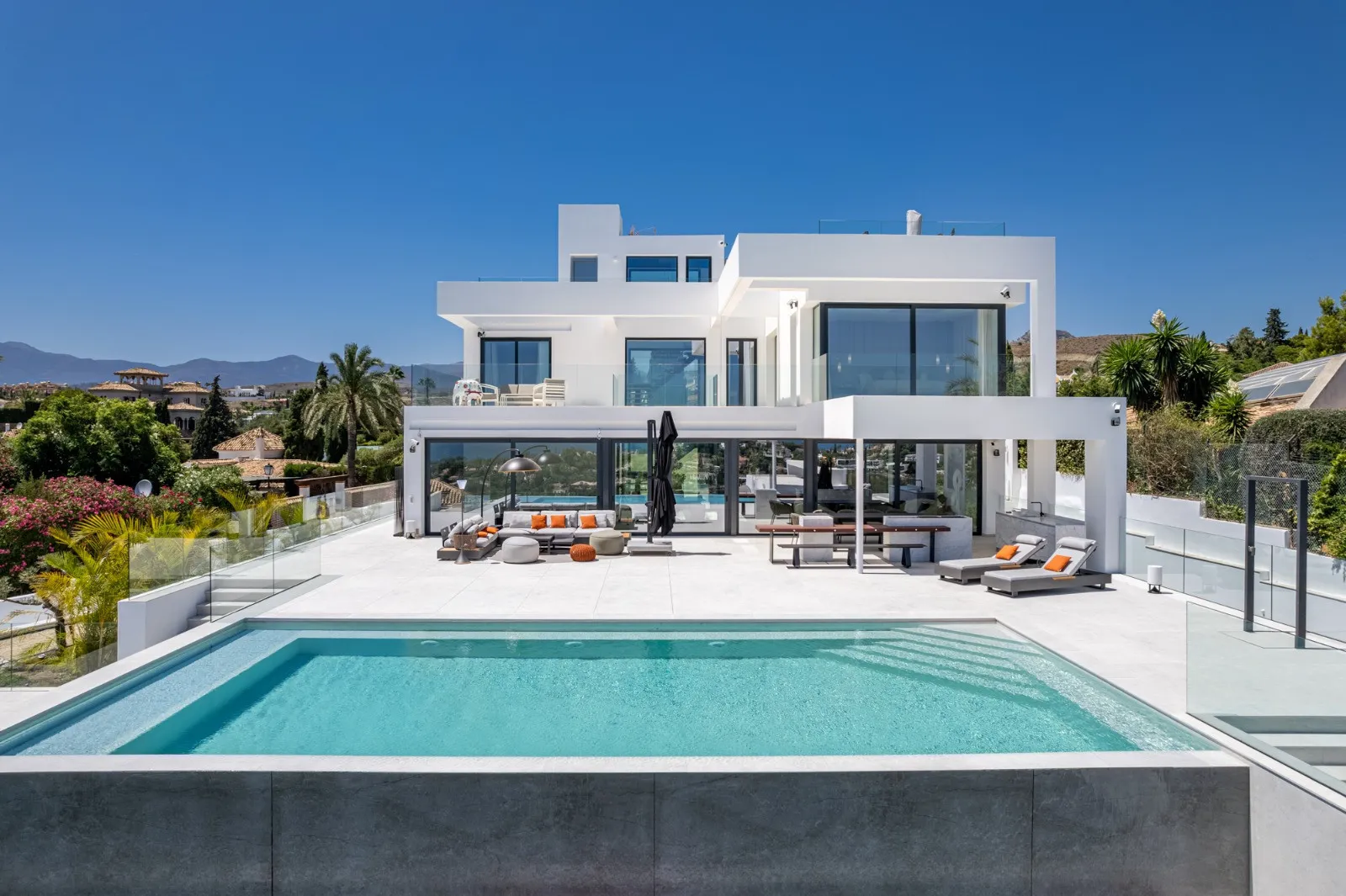 Villa in Paraiso Alto for sale
