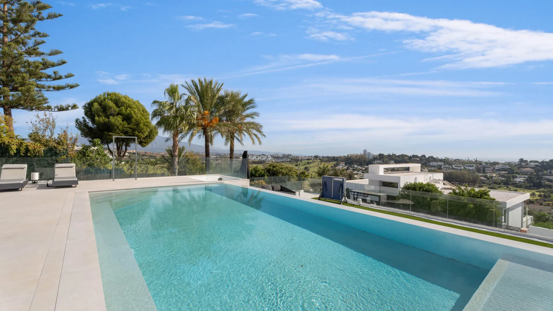 Villa in Paraiso Alto for sale