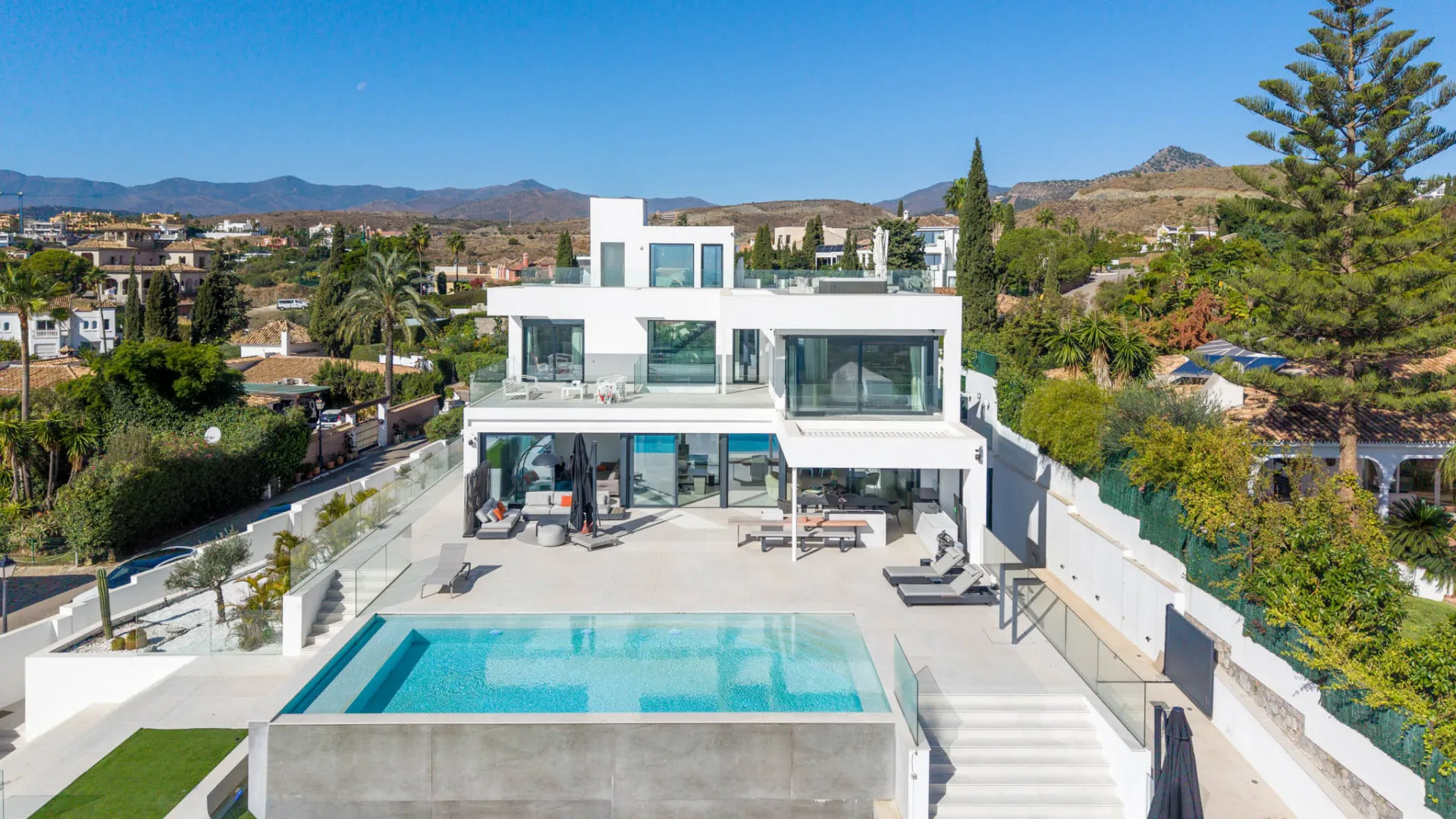 Villa in Paraiso Alto for sale