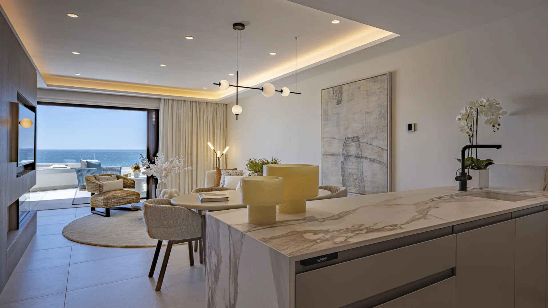 Apartamento con 2 dormitorios en venta en Estepona