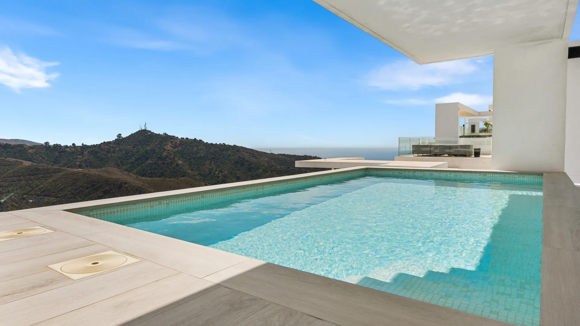 For sale Palo Alto duplex penthouse