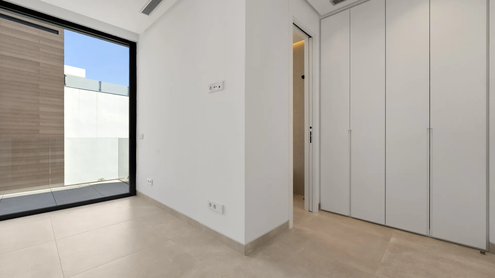 Villa for sale in Marbella Golden Mile
