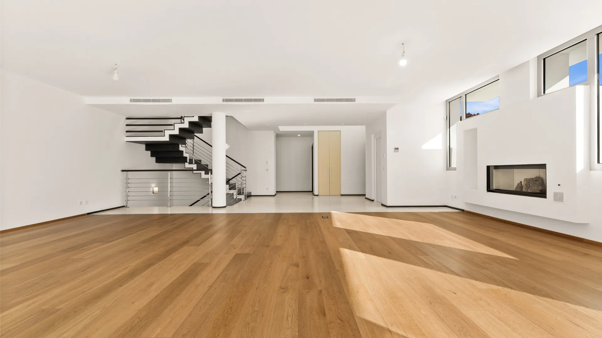 4 bedrooms Sierra Blanca town house for sale