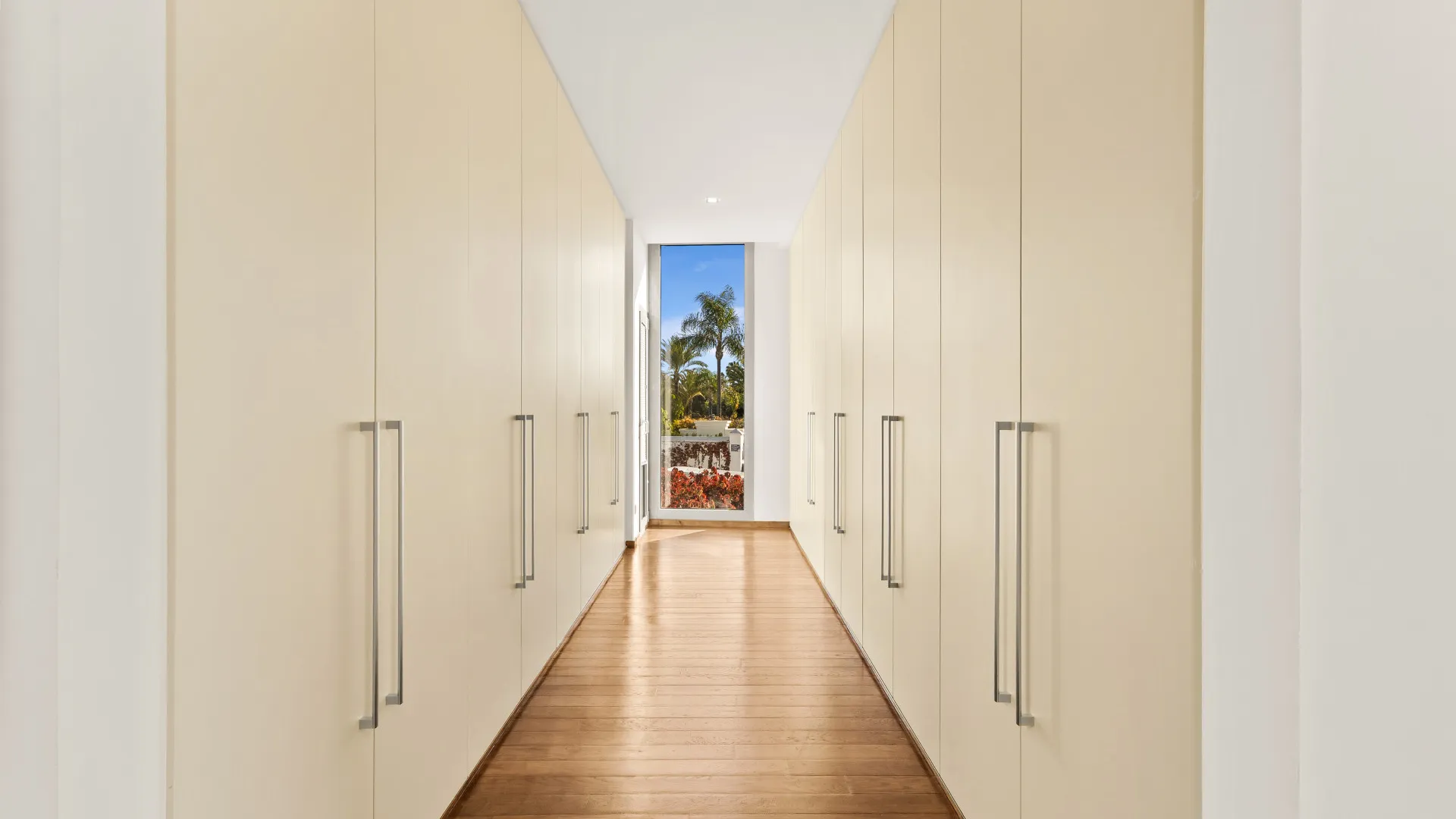 4 bedrooms Sierra Blanca town house for sale