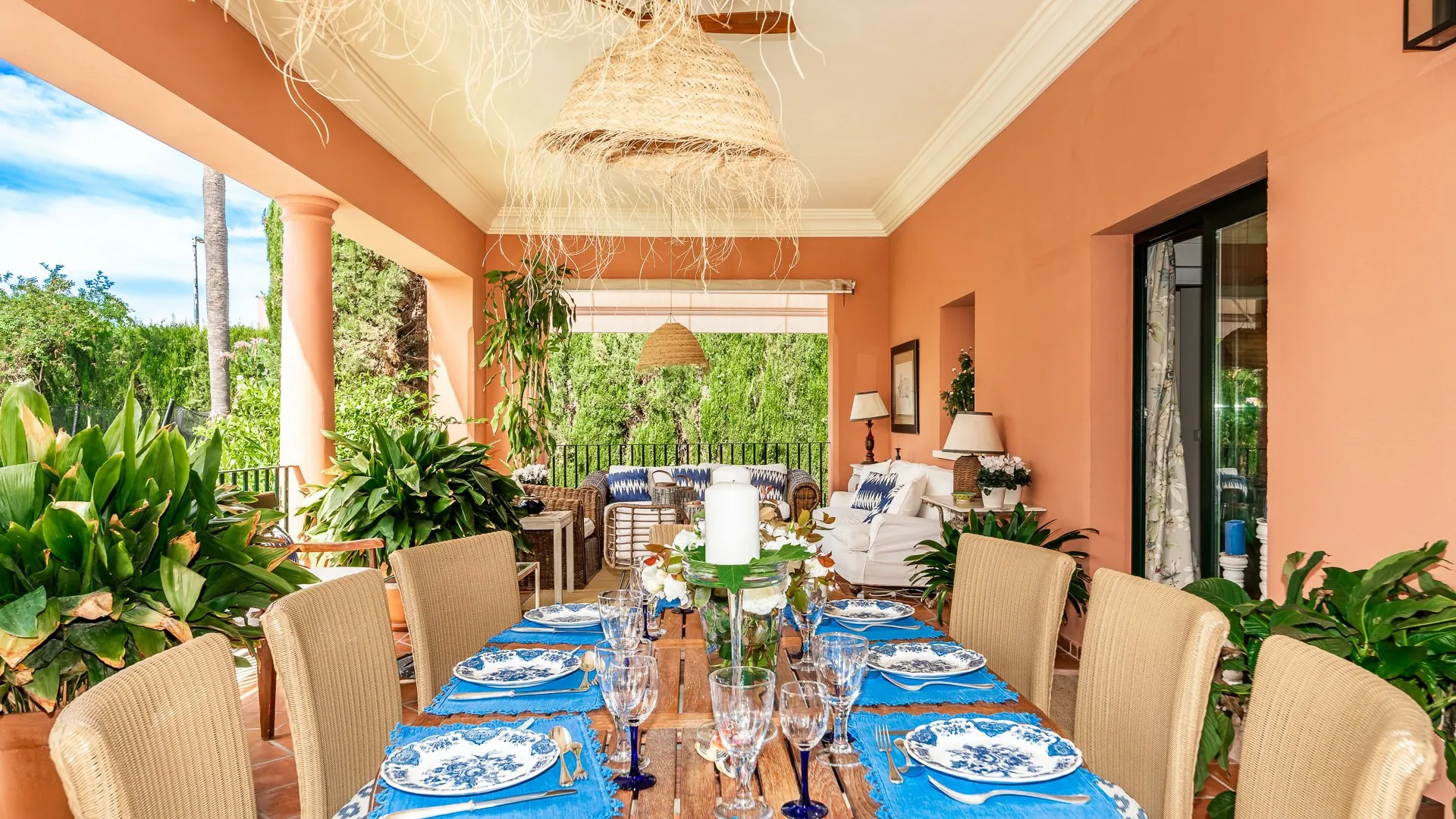 For sale villa with 5 bedrooms in Altos de Puente Romano