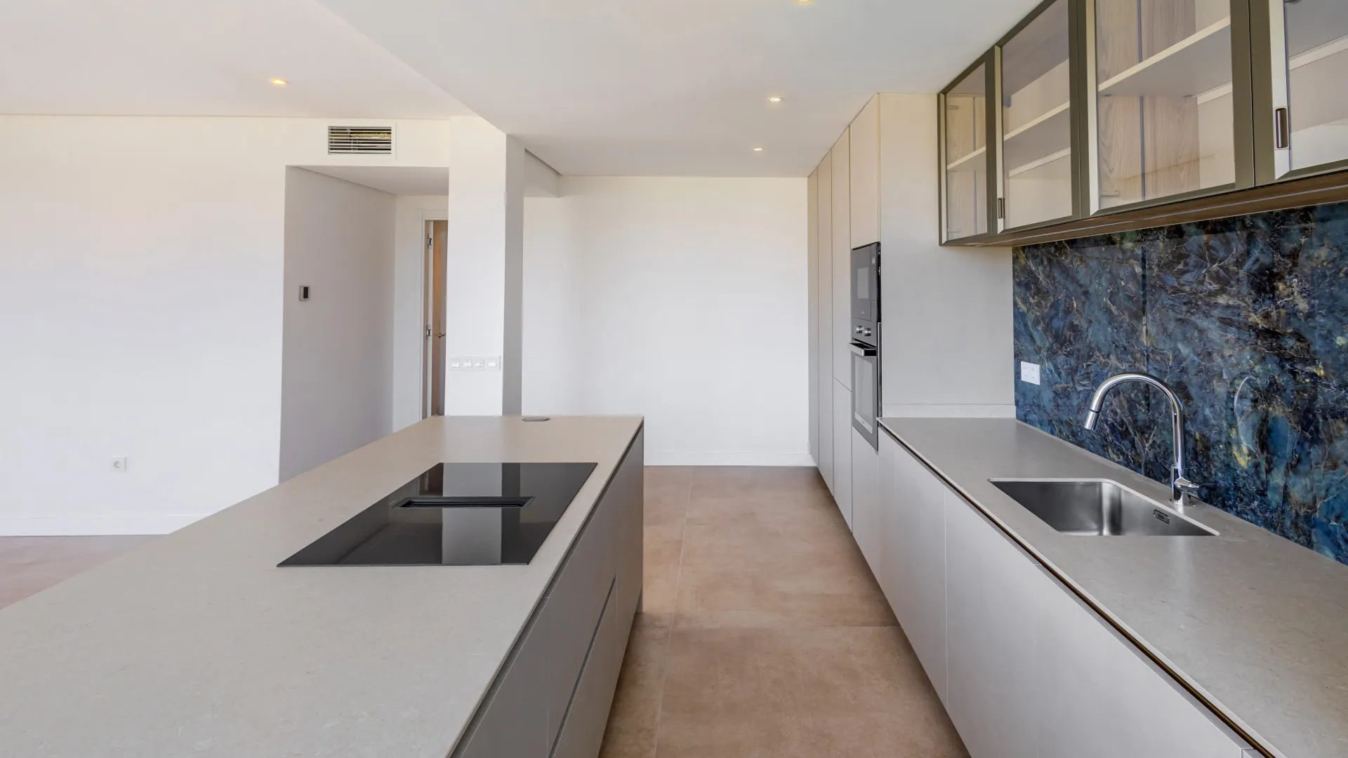Buy Nueva Andalucia apartment