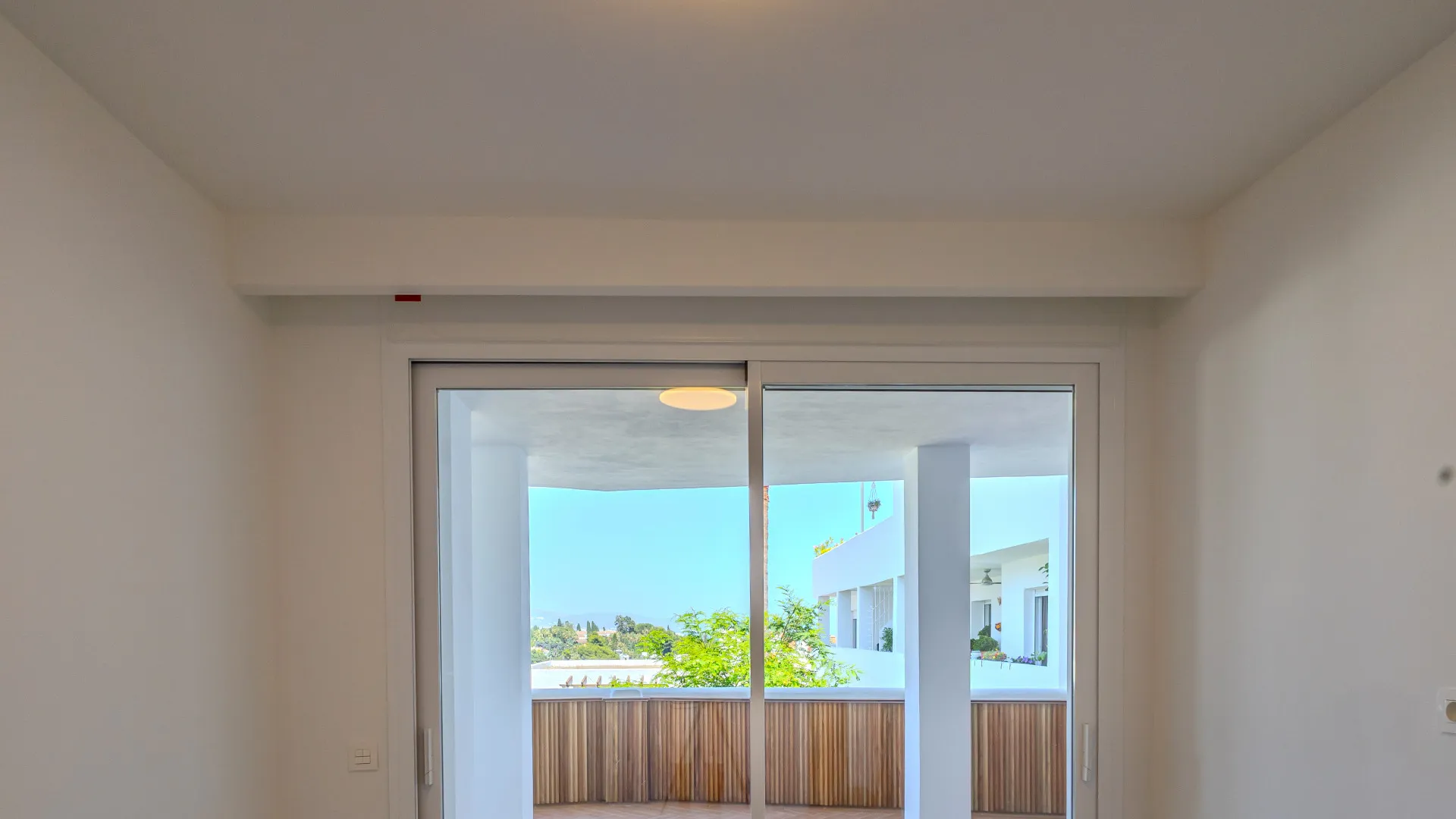 Buy Nueva Andalucia apartment