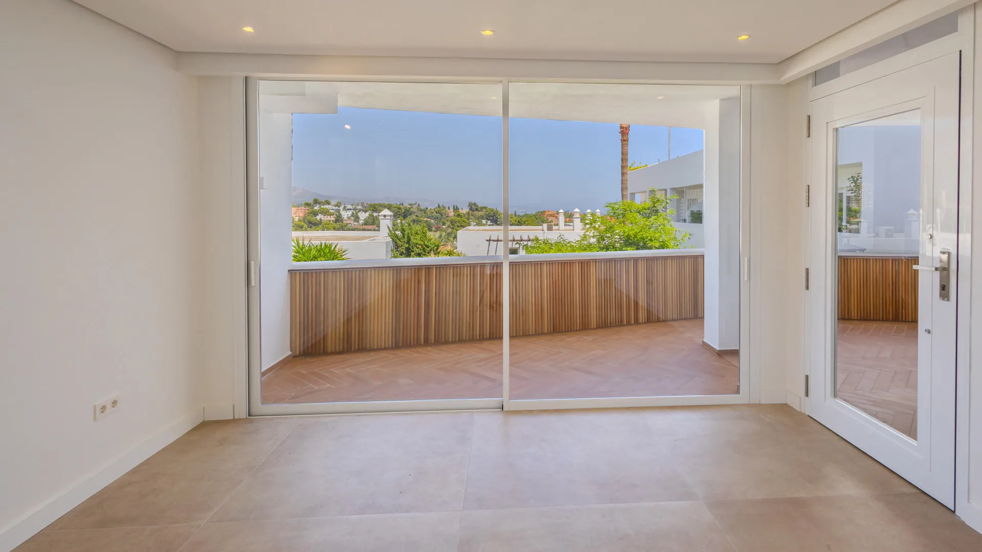 Buy Nueva Andalucia apartment