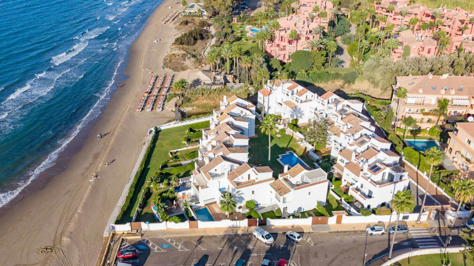 Comprar adosado en El Rosario de 4 dormitorios