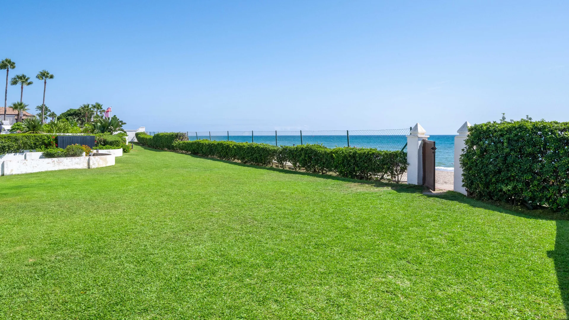 Comprar adosado en El Rosario de 4 dormitorios