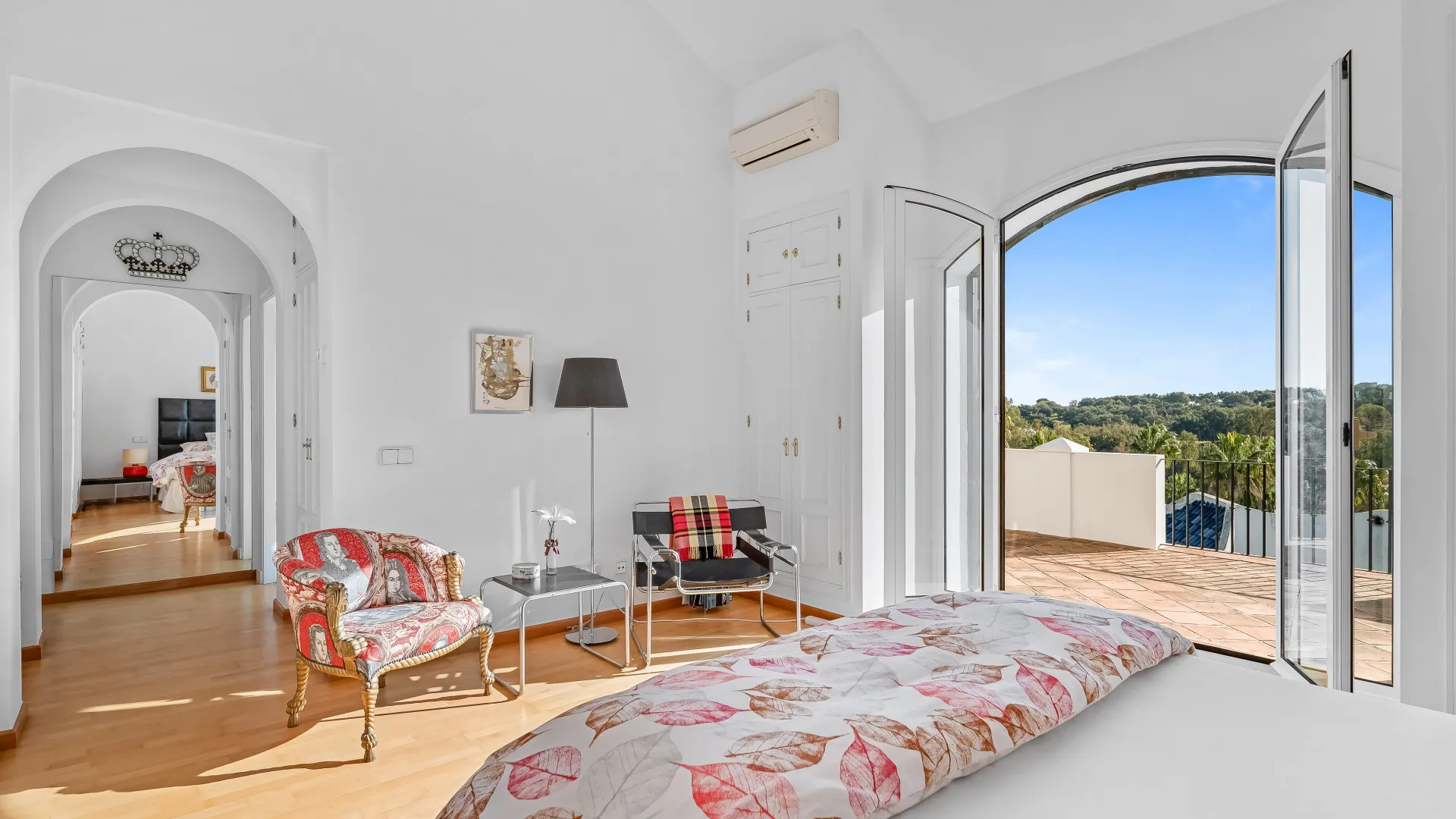 For sale villa with 6 bedrooms in Zona F