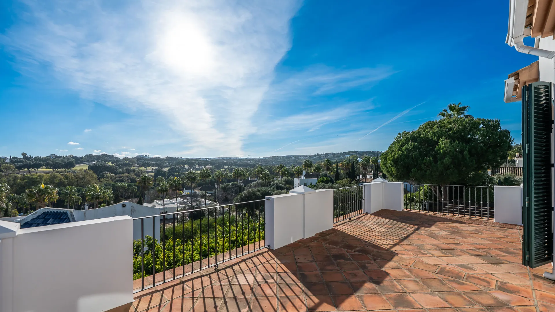 For sale villa with 6 bedrooms in Zona F