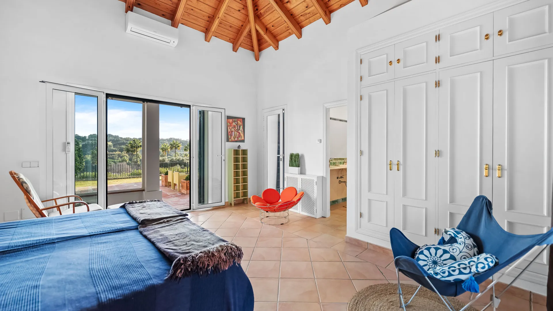 For sale villa with 6 bedrooms in Zona F