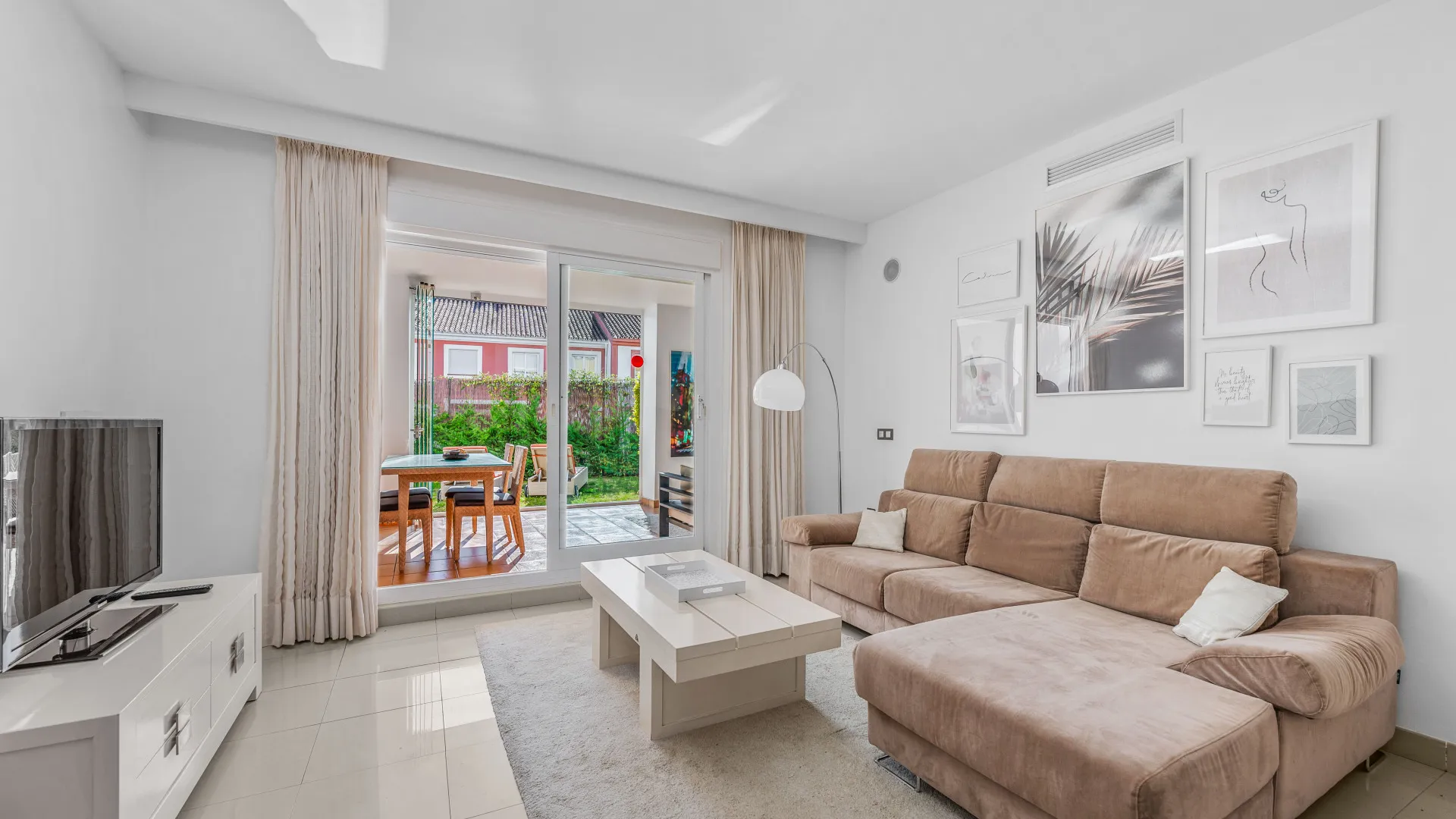 2 bedrooms ground floor apartment in Cortijo del Mar for sale