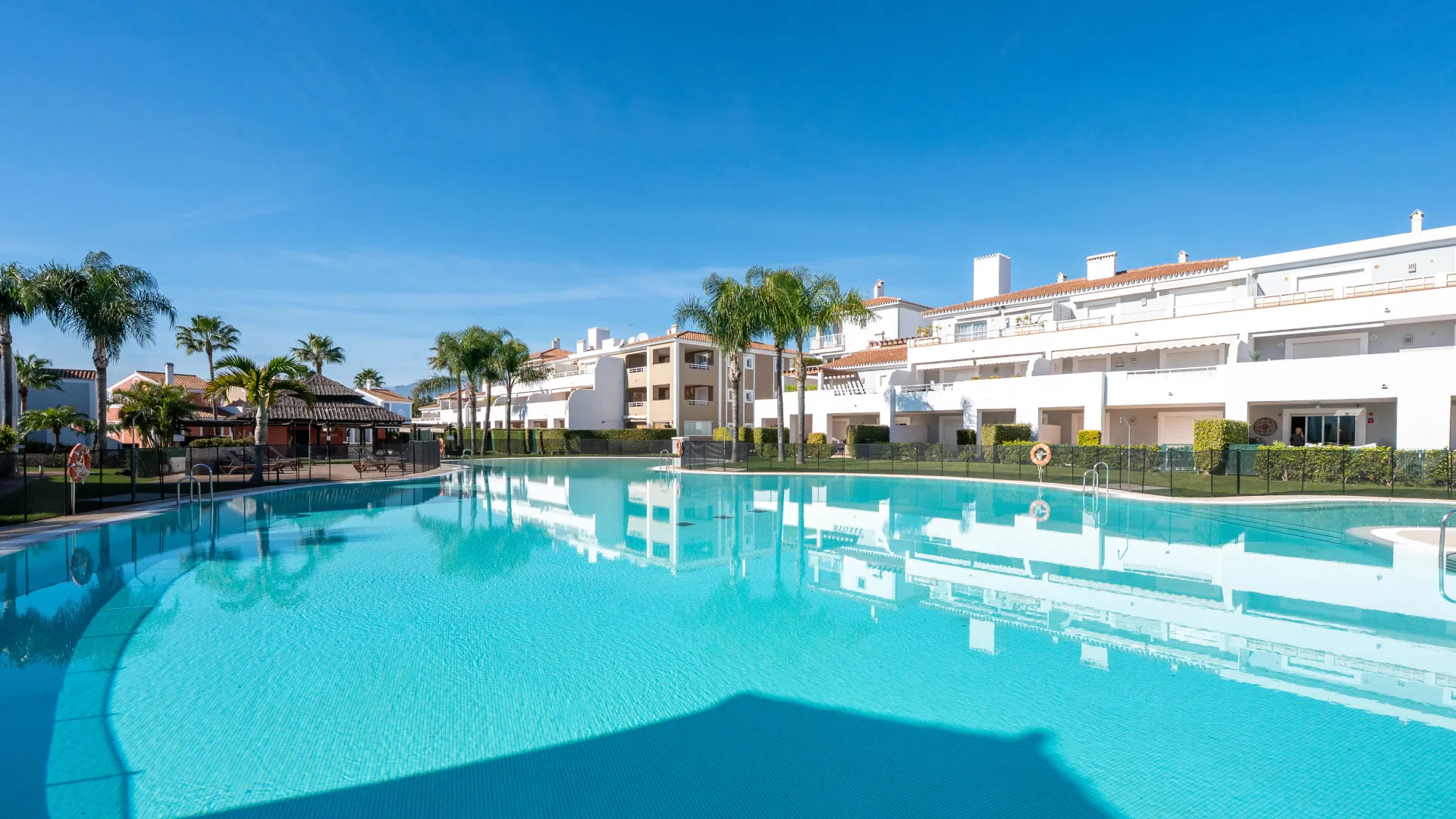 2 bedrooms ground floor apartment in Cortijo del Mar for sale