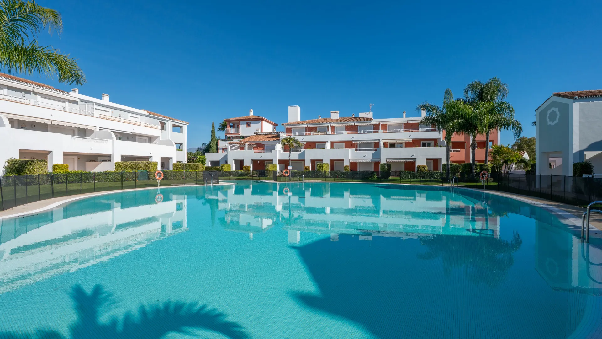 2 bedrooms ground floor apartment in Cortijo del Mar for sale