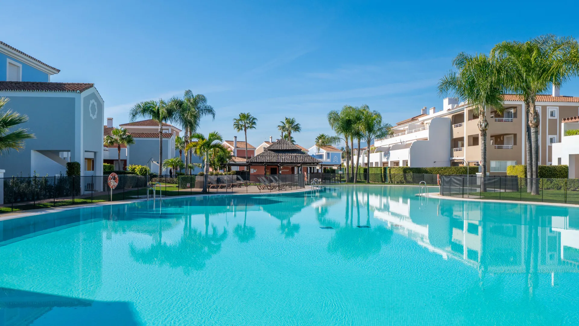 2 bedrooms ground floor apartment in Cortijo del Mar for sale