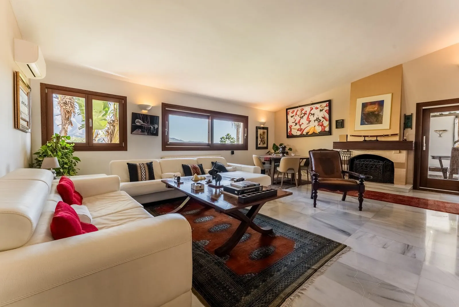 Villa en venta de 7 dormitorios en Nueva Andalucia