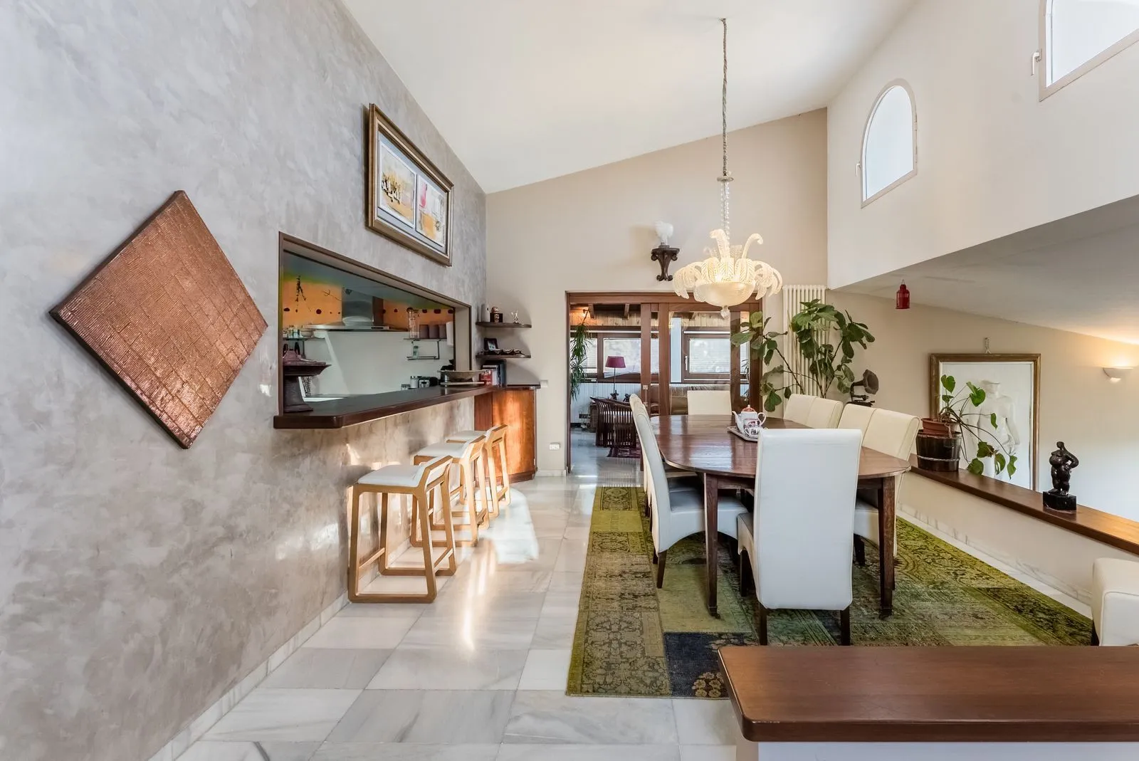 Villa en venta de 7 dormitorios en Nueva Andalucia