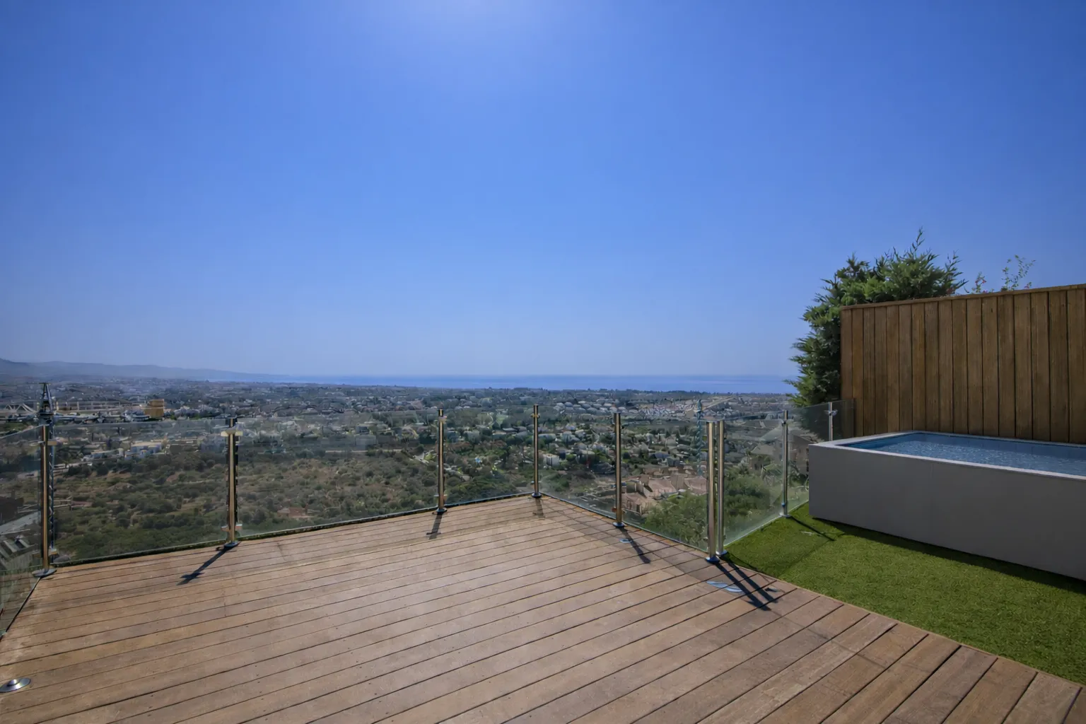 For sale Benahavis town house with 3 bedrooms