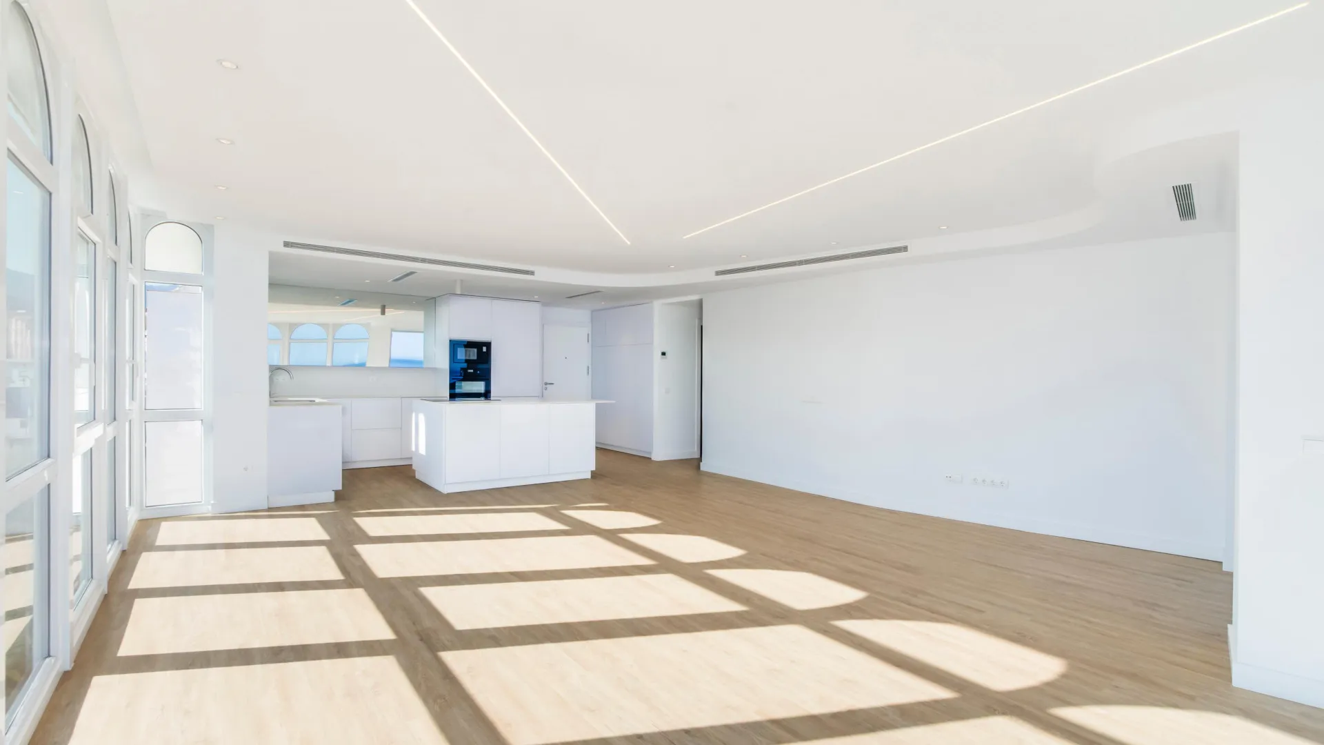 For sale apartment in Estepona