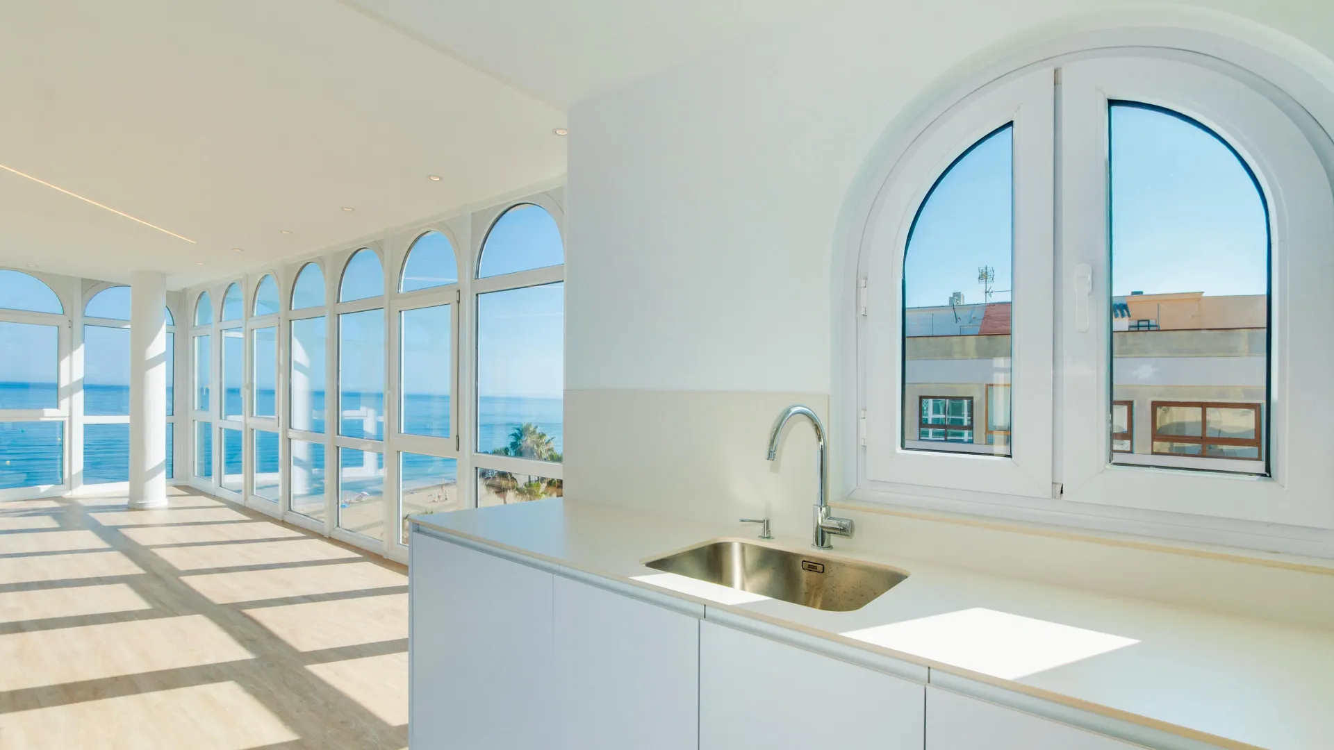 For sale apartment in Estepona