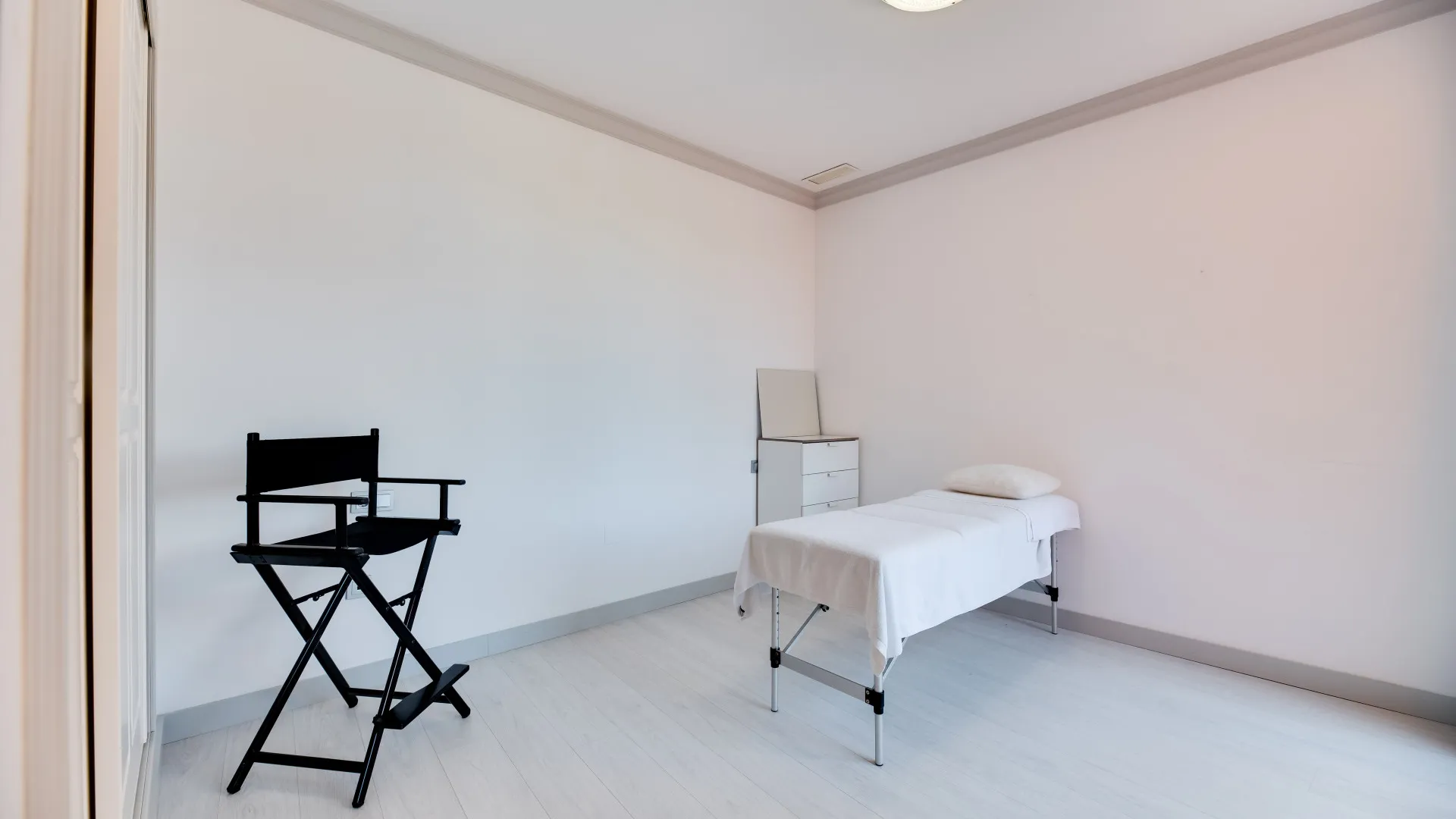 Duplex penthouse for sale in Estepona