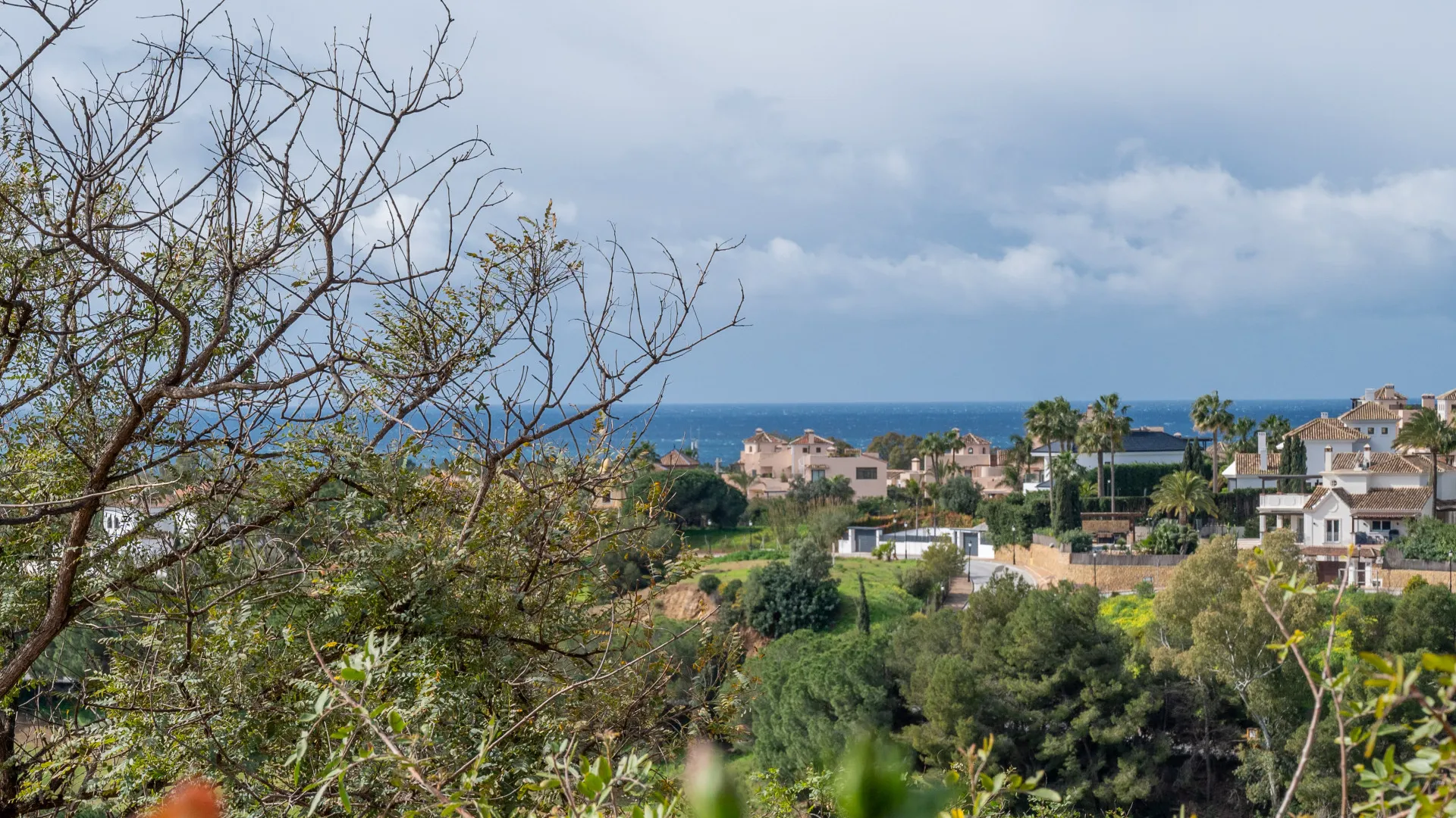 Apartment with 2 bedrooms for sale in Elviria