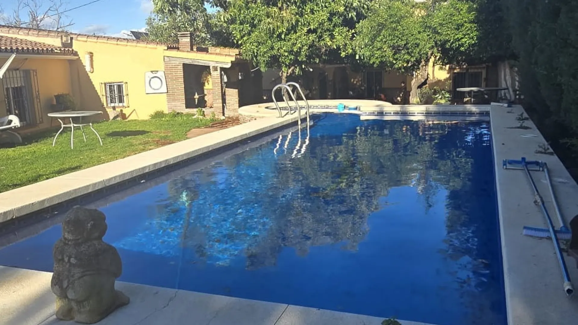 Finca en venta de 5 dormitorios en Alhaurin el Grande