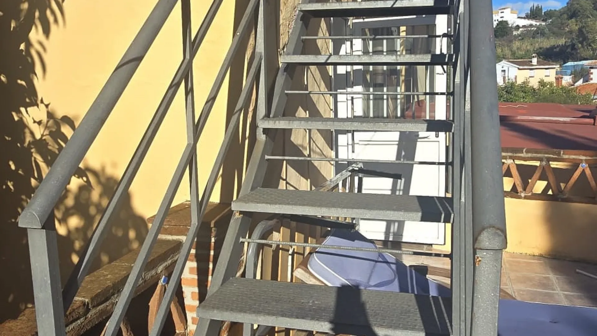 Finca en venta de 5 dormitorios en Alhaurin el Grande