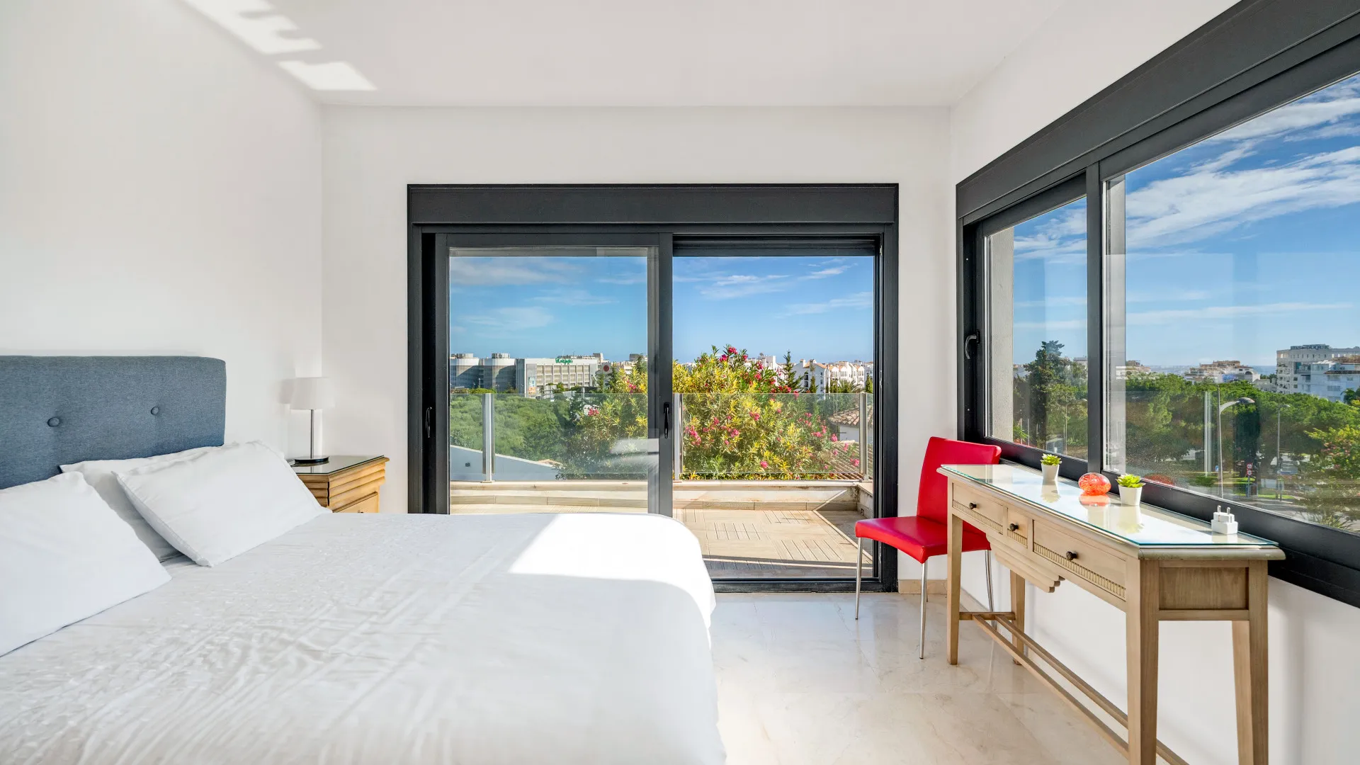 Villa in Nueva Andalucia for sale