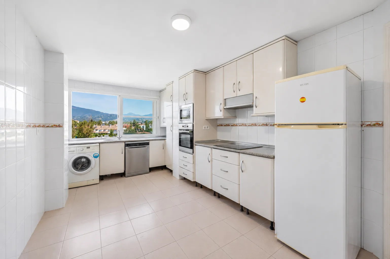 Penthouse for sale in El Paraiso