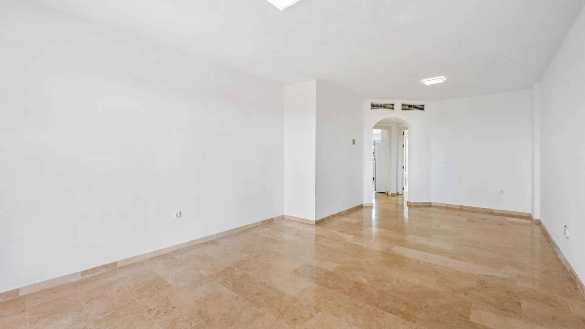 Penthouse for sale in El Paraiso