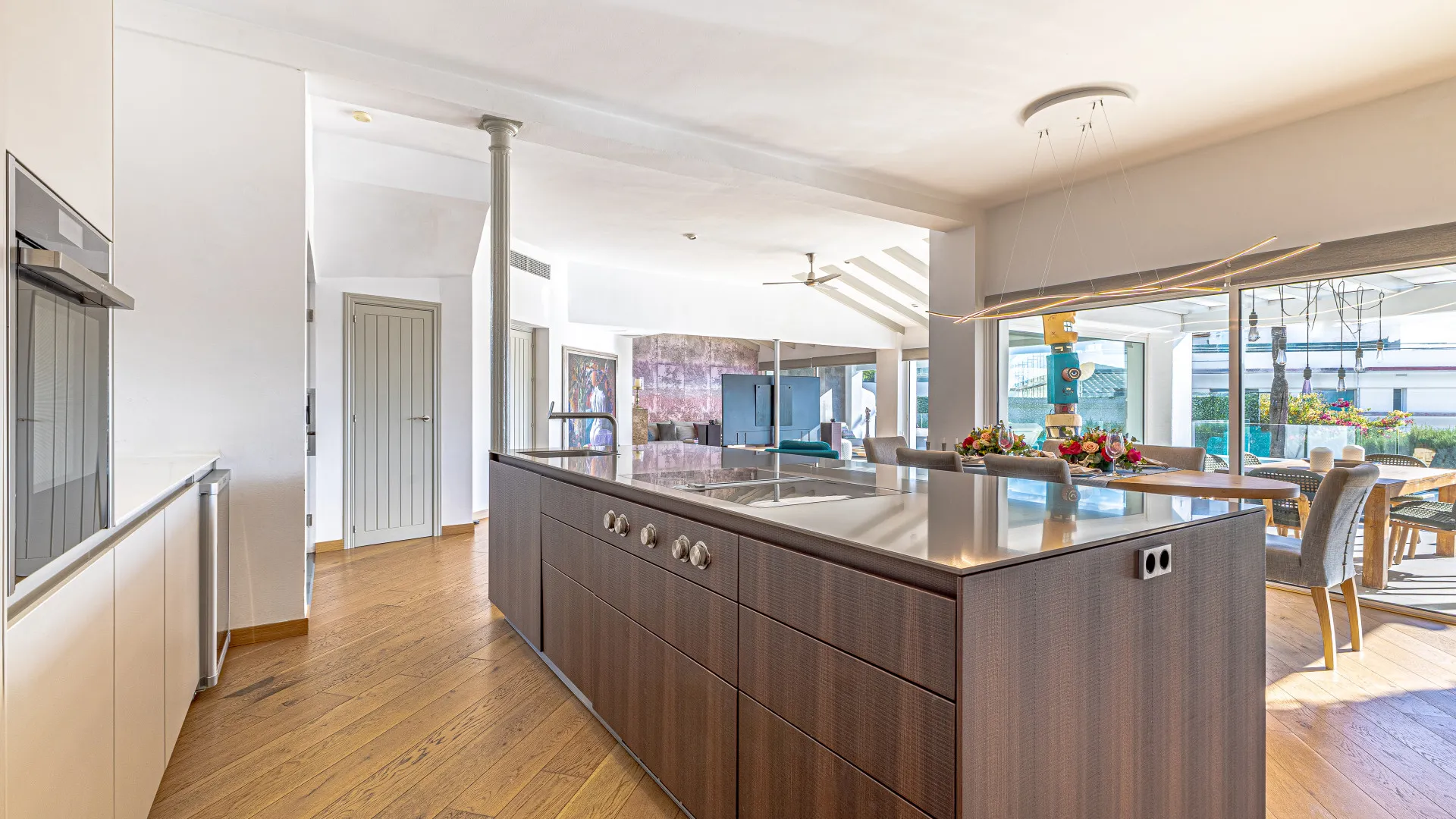Villa for sale in Marbella East