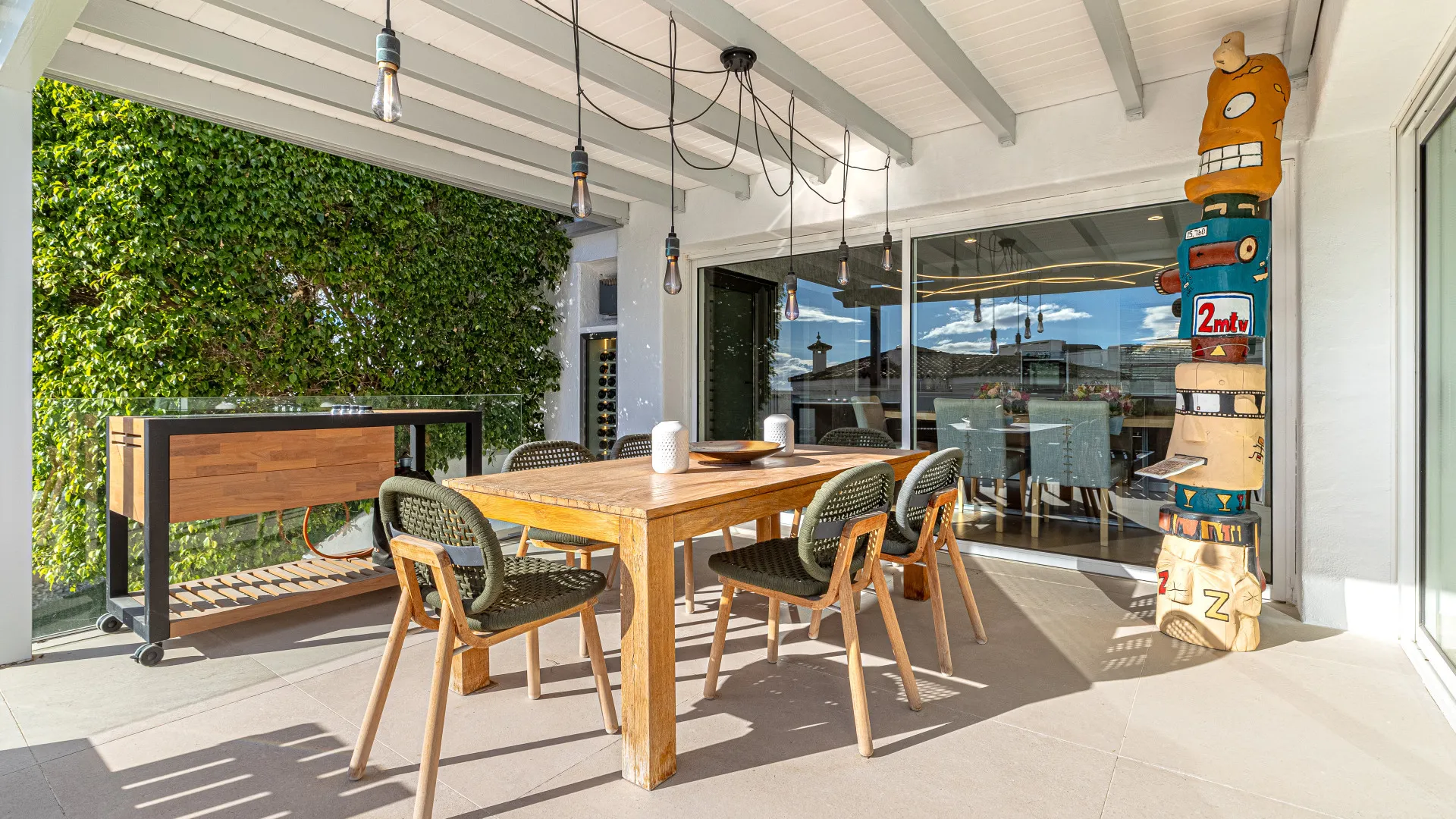 Villa for sale in Marbella East
