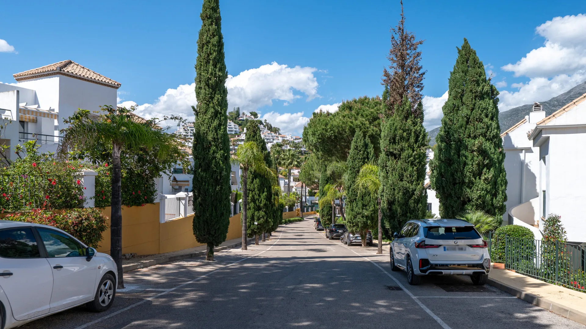 Nueva Andalucia, apartamento de 2 dormitorios a la venta