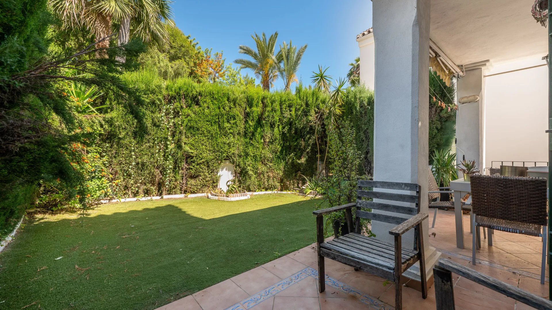 Nueva Andalucia, apartamento de 2 dormitorios a la venta
