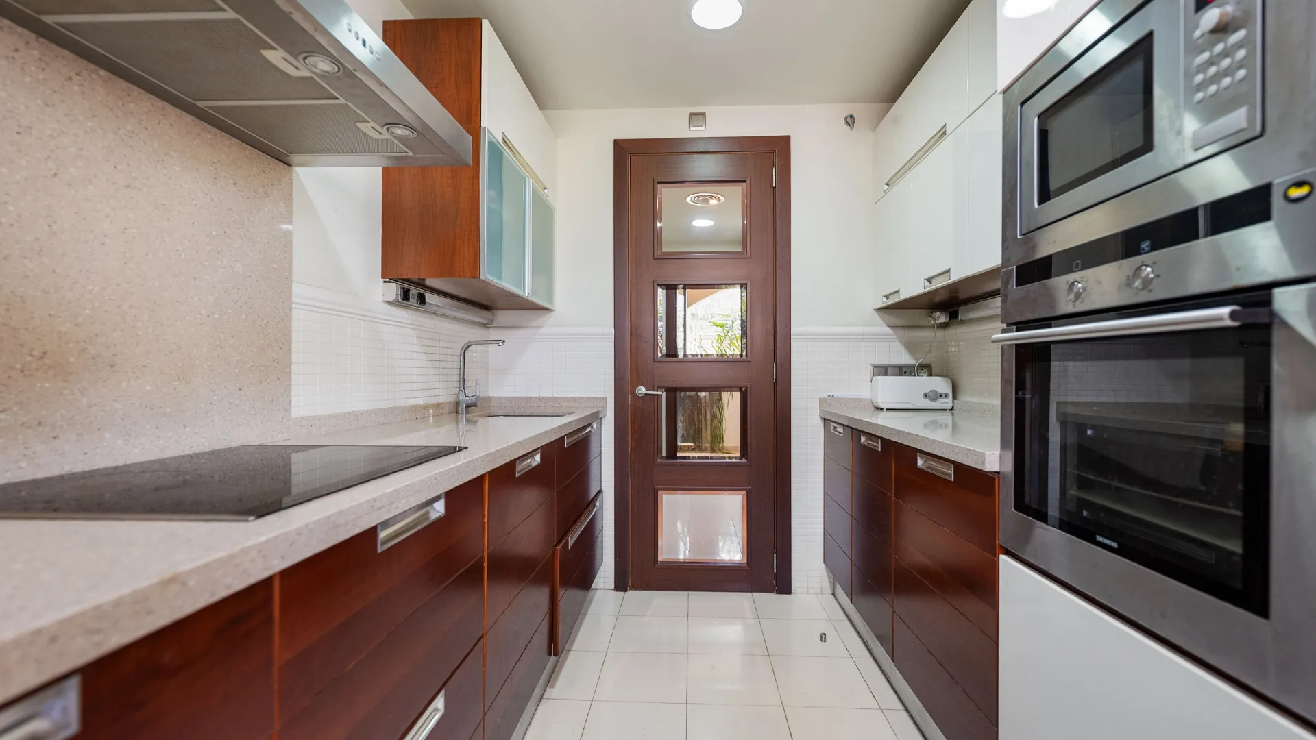 Nueva Andalucia apartment for sale