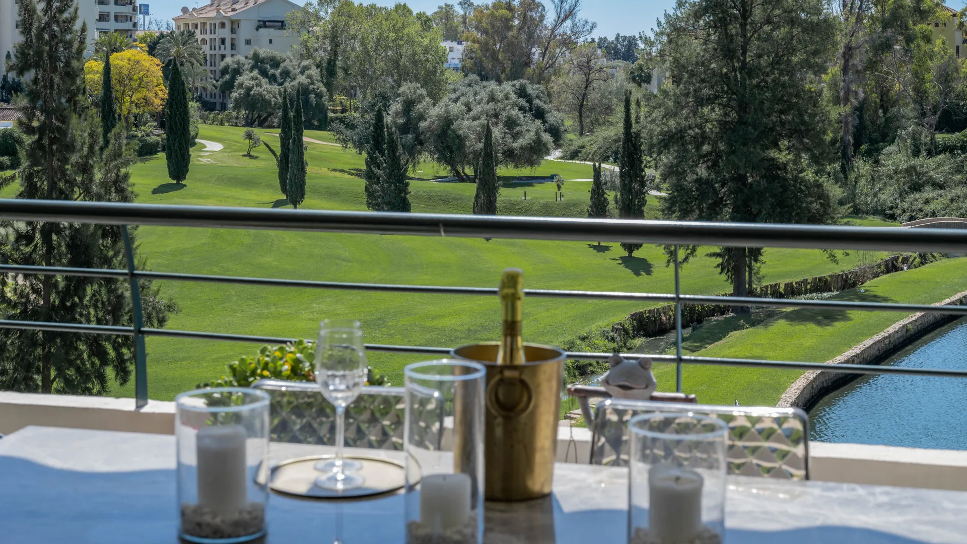 Campos de Guadalmina, apartamento de 4 dormitorios en venta