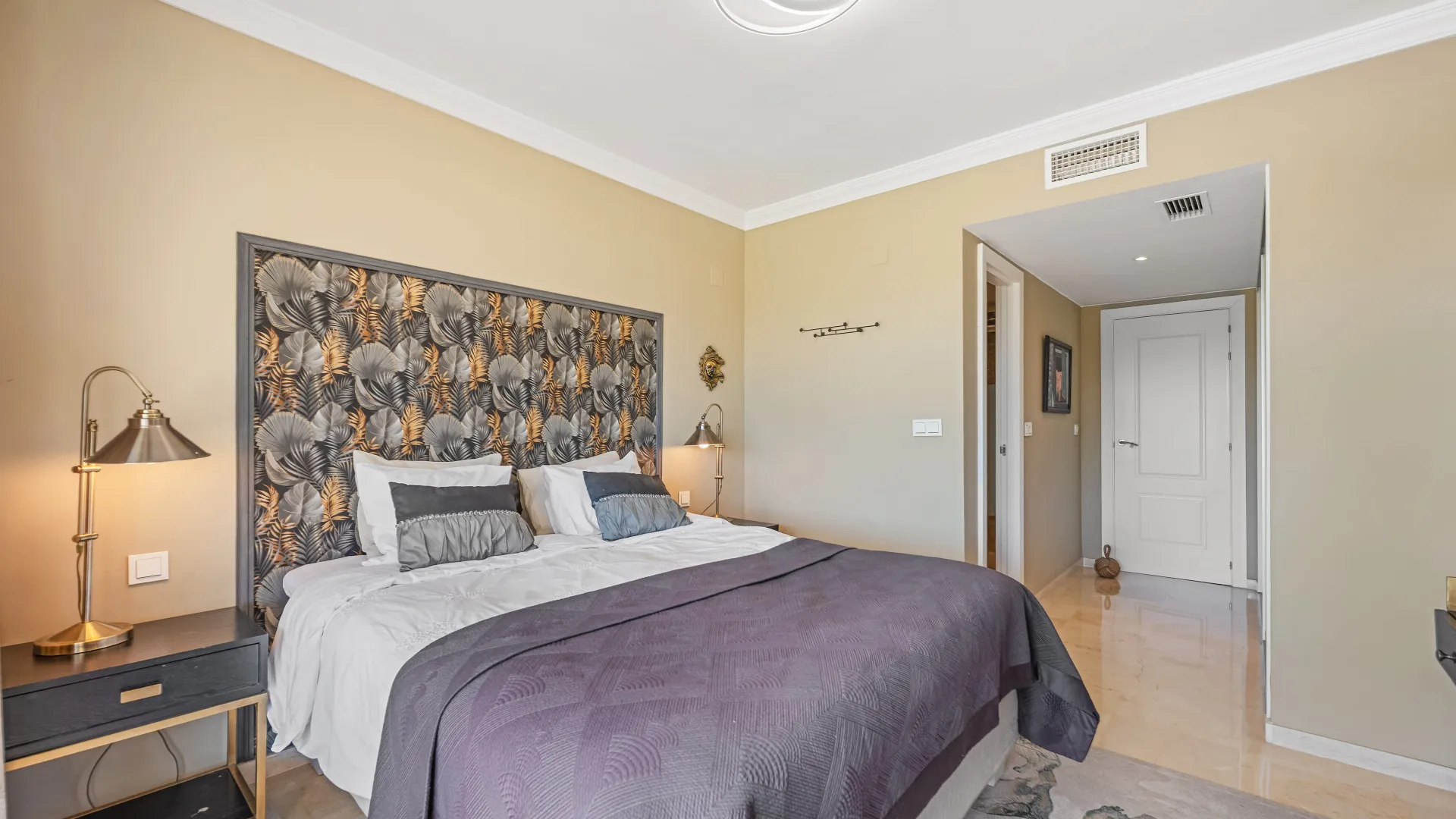 Campos de Guadalmina, apartamento de 4 dormitorios en venta