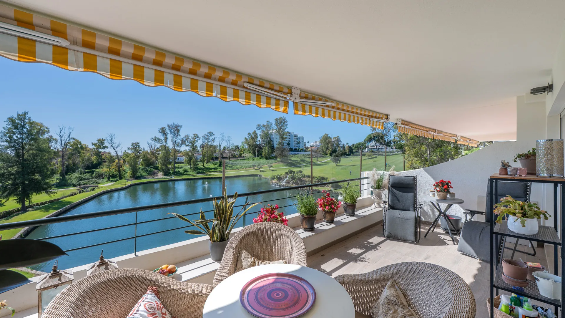 Campos de Guadalmina, apartamento de 4 dormitorios en venta