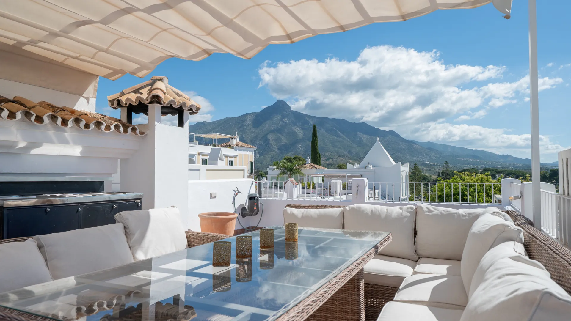 Town house for sale in Aloha Pueblo