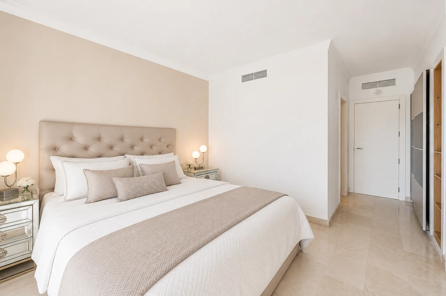 Town house for sale in Aloha Pueblo