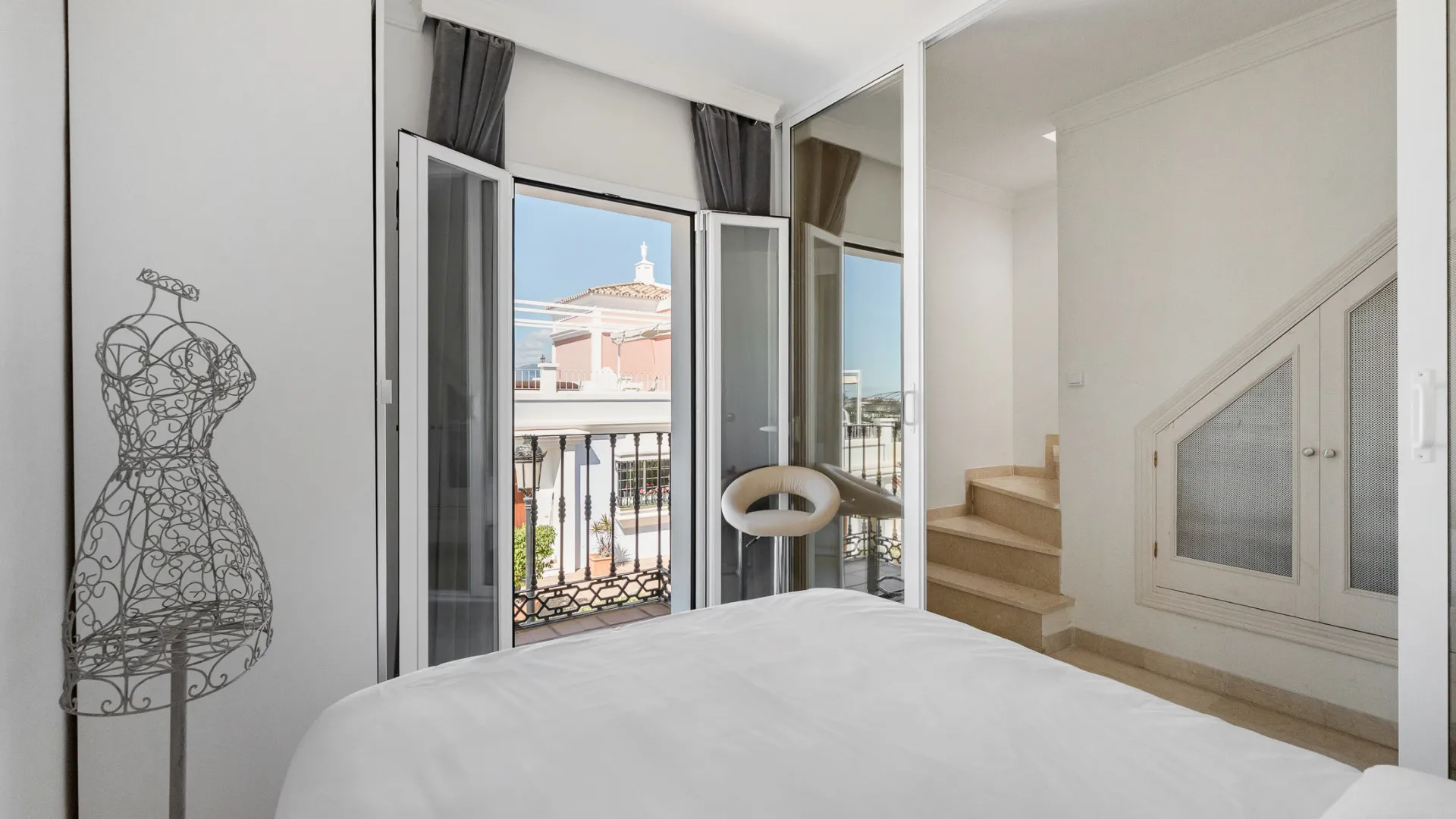 Town house for sale in Aloha Pueblo