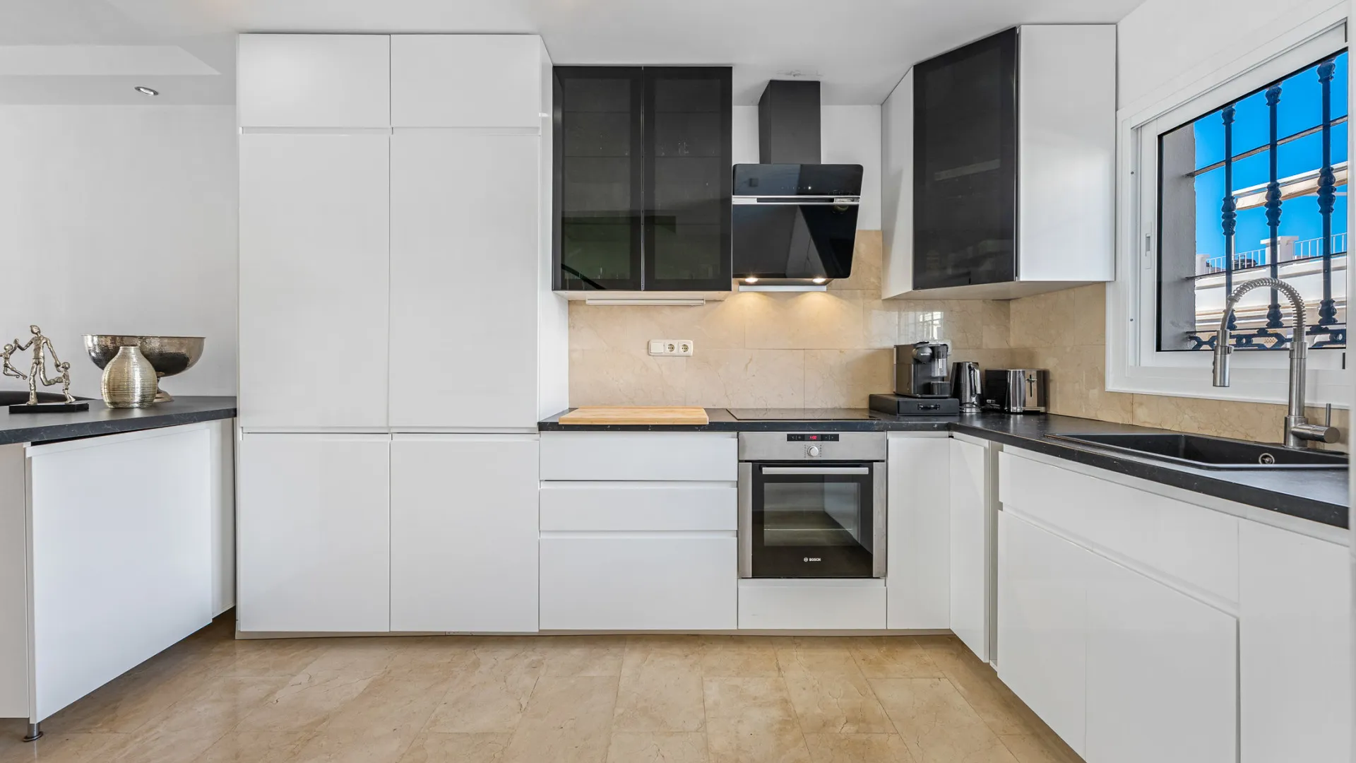 Town house for sale in Aloha Pueblo