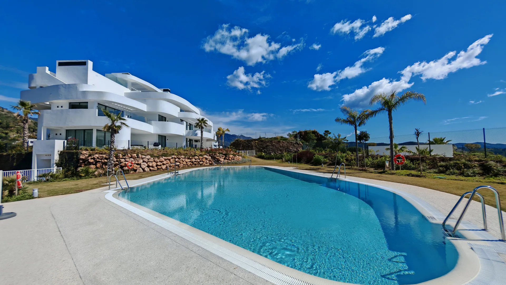 Marbella City 3 bedrooms ground floor apartment for sale